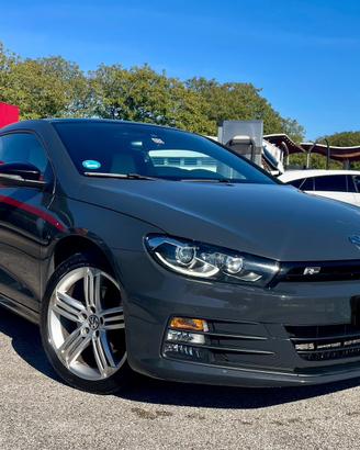 Volkswagen Scirocco R 2.0TDI 184cv