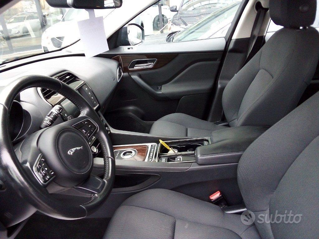 Jaguar F-Pace (X761)