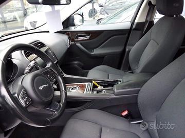 JAGUAR F-Pace (X761) F-Pace 2.0 D 180 CV ...
