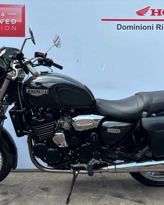 Triumph Legend TT 900