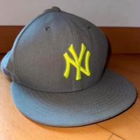 Cappello New Era 59FIFTY grigio NY