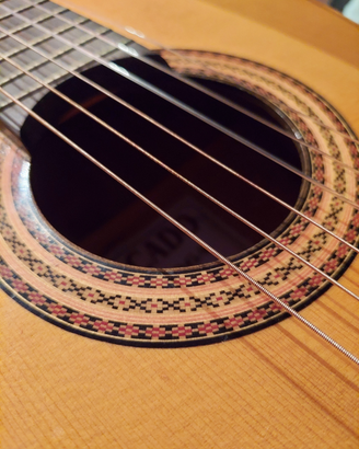 Chitarra di liuteria messicana