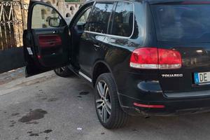 VOLKSWAGEN Touareg 3.0 V6 TDI DPF tiptronic
