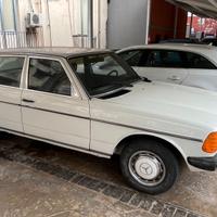 Mercedes W123 230 E