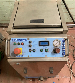 Pulitrice a ghiaccio secco