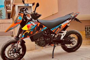 KTM 690