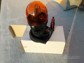 LAMPEGGIANTE GIROFARO MICROBOULE