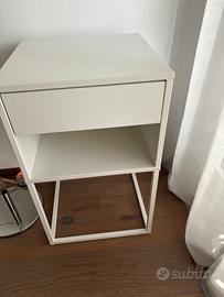 Comodino/ tavolino  Ikea