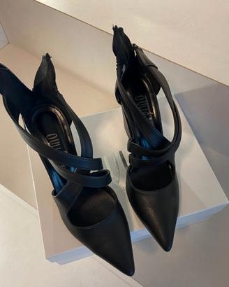 Scarpa Décolleté Ovyé in vera pelle N.39