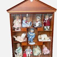 Bacheca con bambole the ashton drake