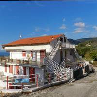 4 LOCALI A PISCIOTTA