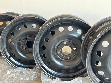 4 cerchioni in ferro originali Nissan  Micra 1.2