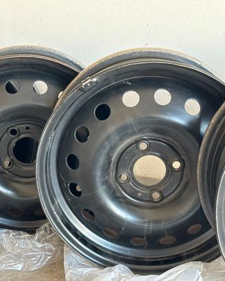 4 cerchioni in ferro originali Nissan  Micra 1.2