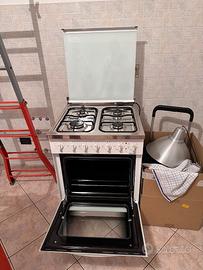 CUCINA DA INCASSO CON FUOCHI E FORNO-NUOVA