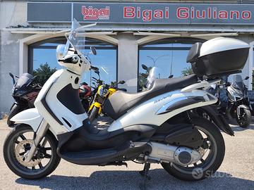 PIAGGIO BEVERLY TOURER 300