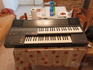 organo Farfisa portatile 