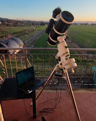 Sky-Watcher HEQ5 PRO + Sky-Watcher Quattro 150P +