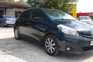 TOYOTA Yaris 1.3 5 porte Lounge GPL