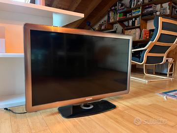 TV Philips 37” + Fire Stick (difetto estetico)