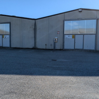 Capannone 1500 con uffici