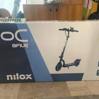 Monopattino Elettrico Nilox Doc 8five