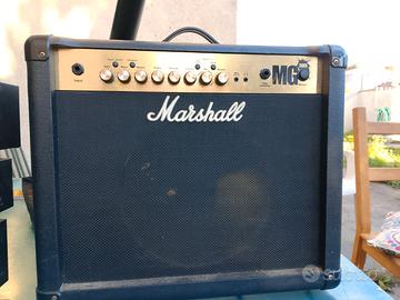 Chitarra e amplificatore