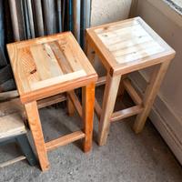 SGABELLI IN LEGNO MASSICCIO