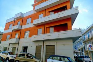 Centrale Bilocale arredato vicino Piazza Cairoli