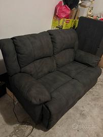 Divano grigio antracite