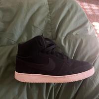 Nike Ebernon Mid SE nere
