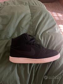 Nike Ebernon Mid SE nere