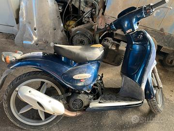 Ricambi aprilia scarabeo 50