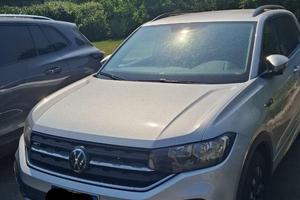 Volkswagen T-Cross 1.0 TSI R-Line 95 CV (2022)