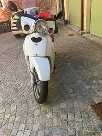 Aprilia Scarbeo 200cc