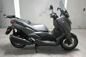 Yamaha xmax 300