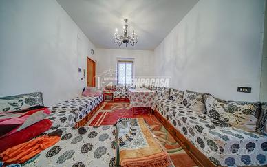 SESTO CALENDE - TRILOCALE IN CENTRO