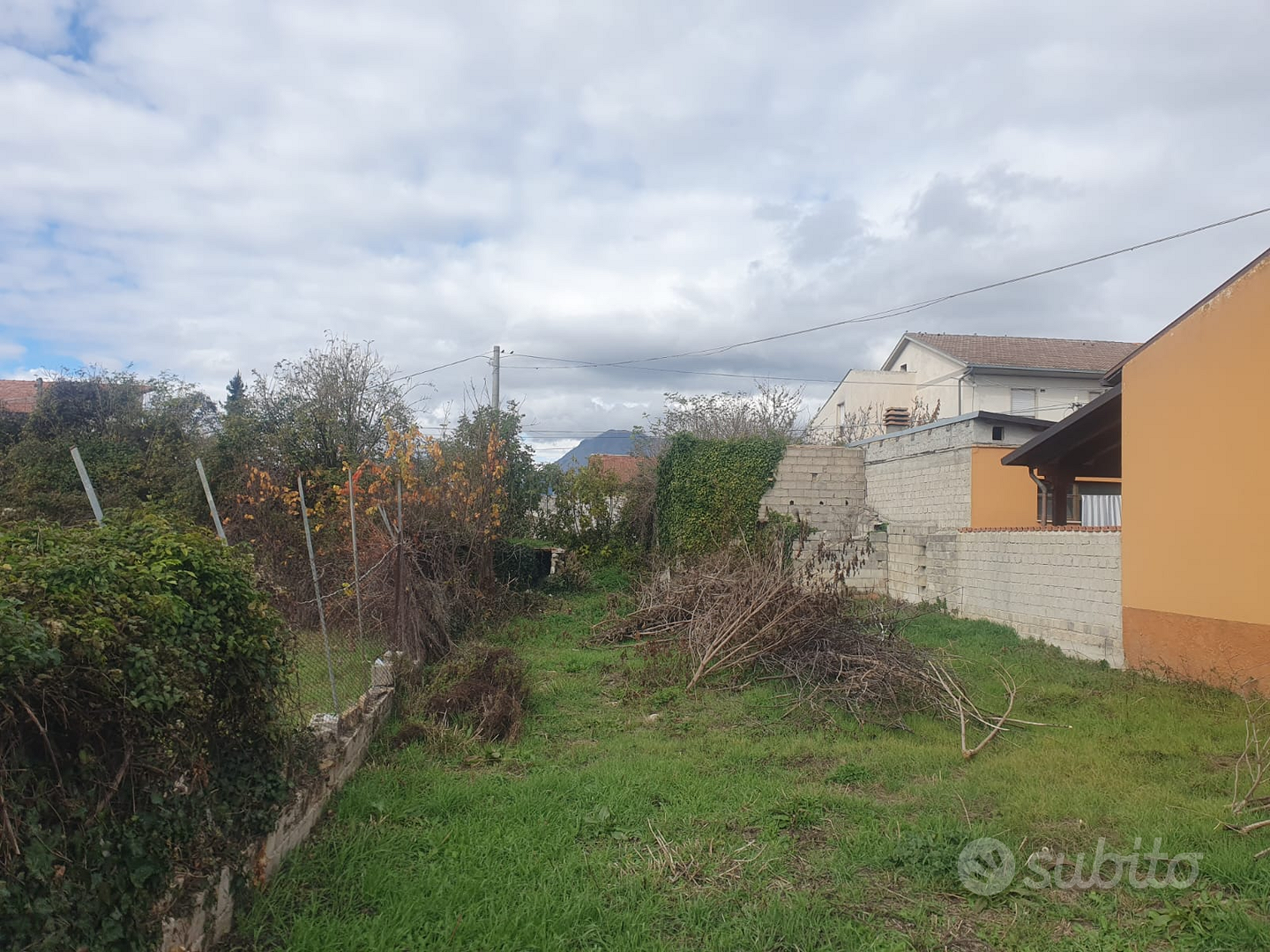 Terreno edificabile 409 metriquadri - Vista 2