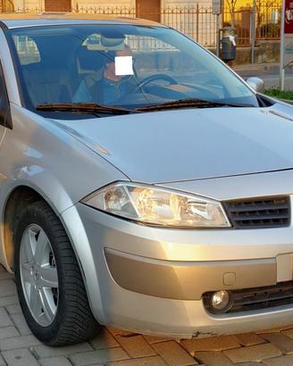 Renault Megane II 3p 1.5 dci Confort Dynamique