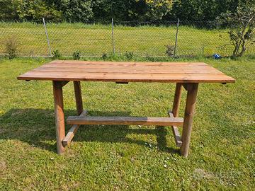 Tavolo giardino in Larice massello