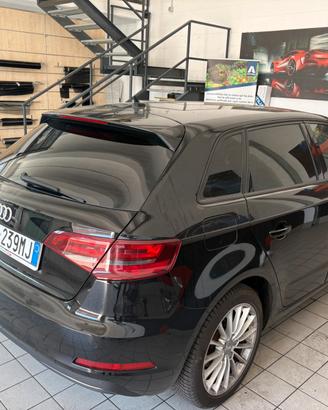 Audi A3 gtron 1.4 benzina metano 2015