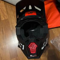 CASCO JUST ONE MOTOCROSS FULL CARBON