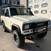 NISSAN PATROL TR 3.3 TURBO DIESEL - 1984