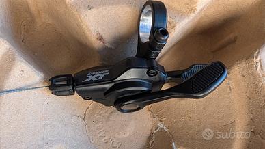 Comando cambio Shimano XT 12v 8100