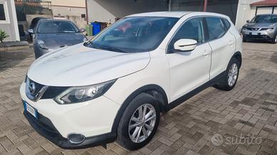 Nissan Qashqai 1.5 dCi Visia