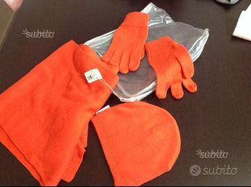 Set sciarpa,cappello e guanti Roccobarocco