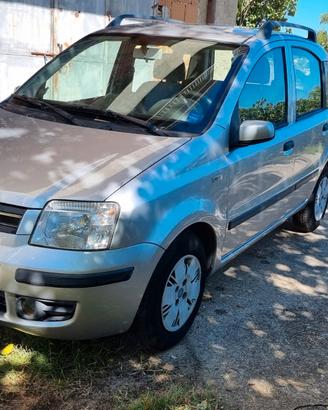fiat panda 1.200 benzina anno 2009. km 143000