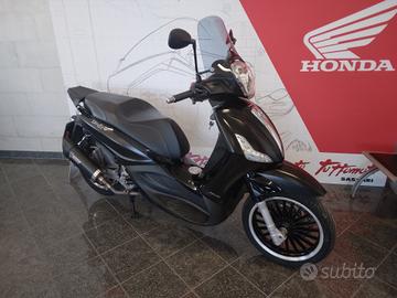 Piaggio Beverly 300 police