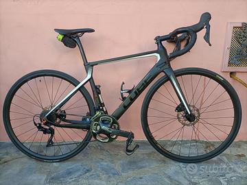 Bicicletta CUBE Attain C62 tg54 Carbonio