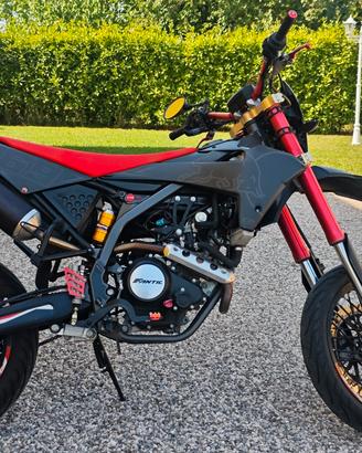 FANTIC XMF 125 COMPETITION