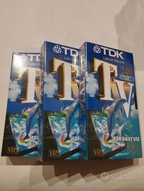 3 videocassette registrabili TDK 240 min 4 ore 